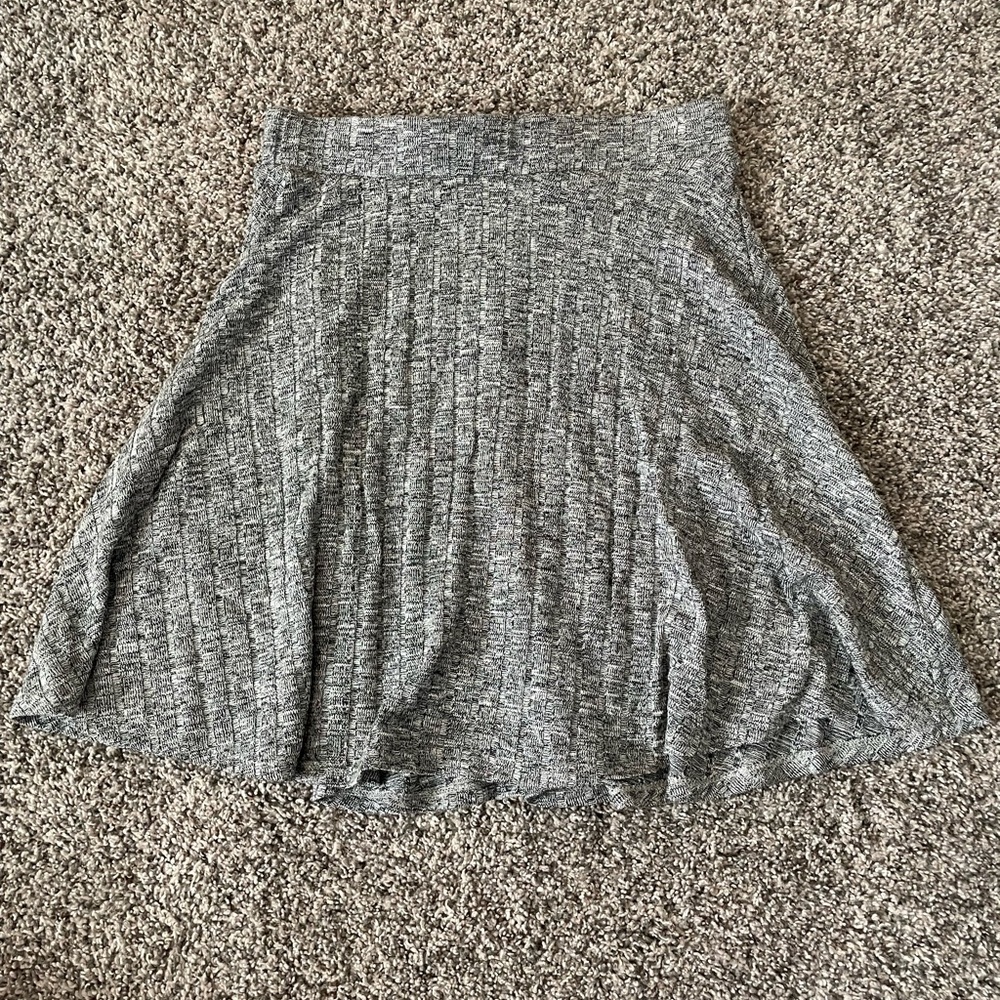 Grey mid skirt